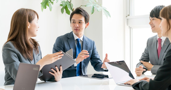 同じ目線で仕事ができる方を求めています